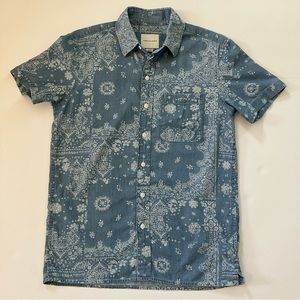 American eagle denim bandanna short sleeve button up shirt